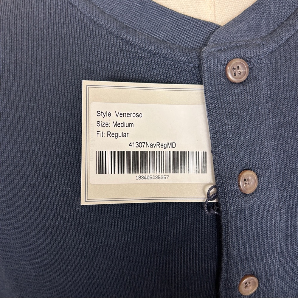 NWT Untuckit Vernoso Men’s Henley Sweatshirt | Size M - Picture 6 of 11